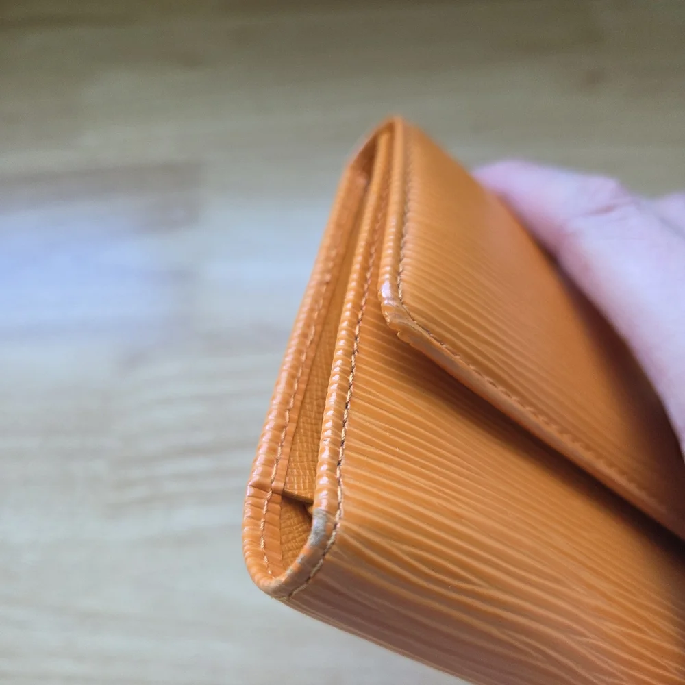 Louis Vuitton Orange Epi Leather Chain Wallet Trifold With Authentication Letter - Picture 7 of 16